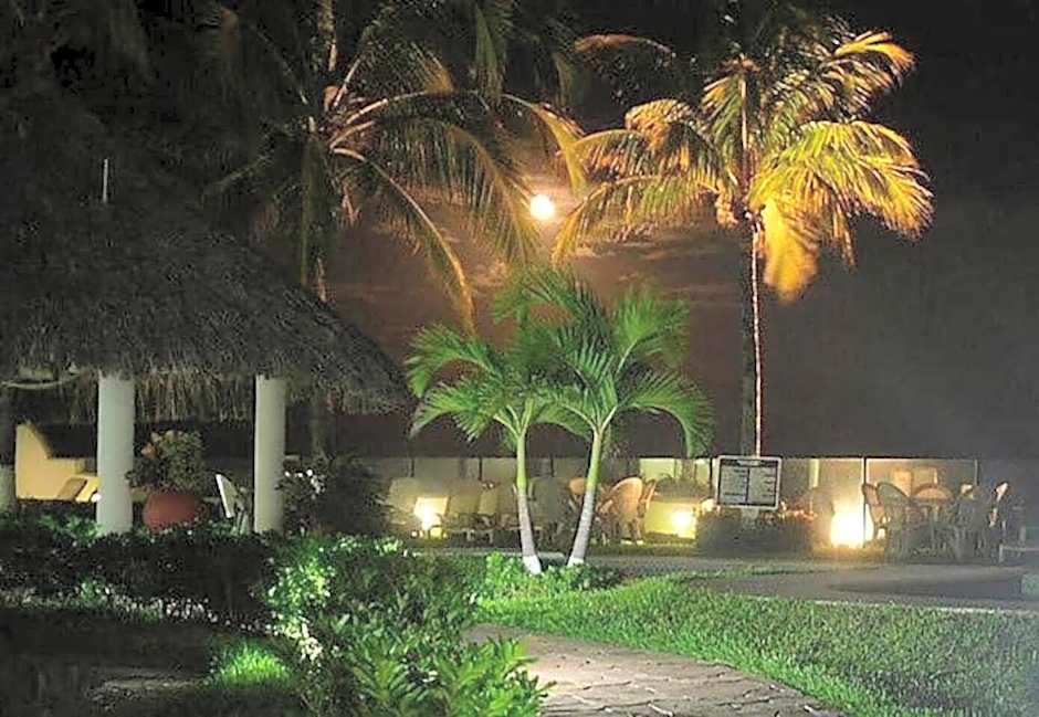 Playa Caracol Hotel & Spa