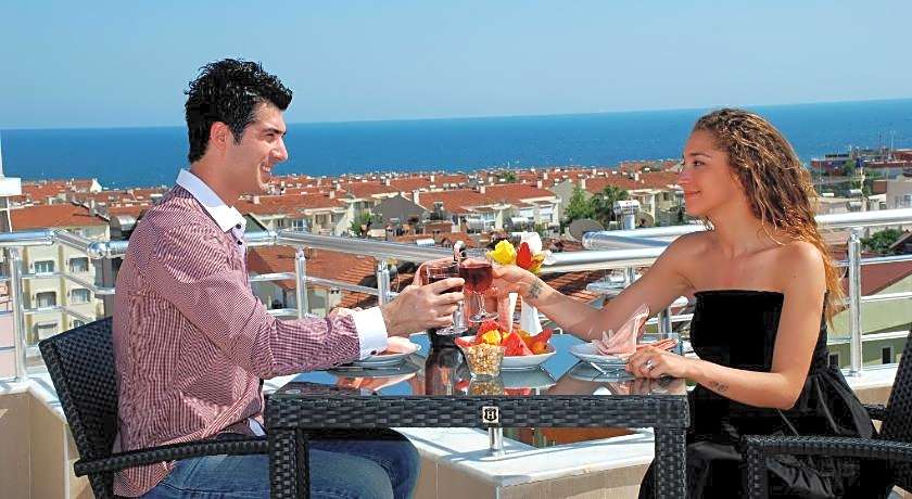 Lara Diamond Hotel