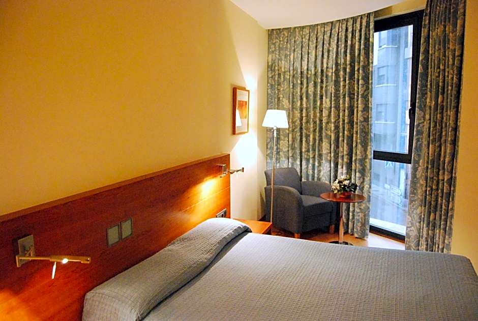 Hotel Mieres del Camino