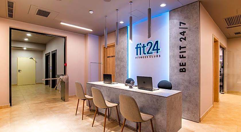 Ramada Hotel & Suites by Wyndham Yerevan