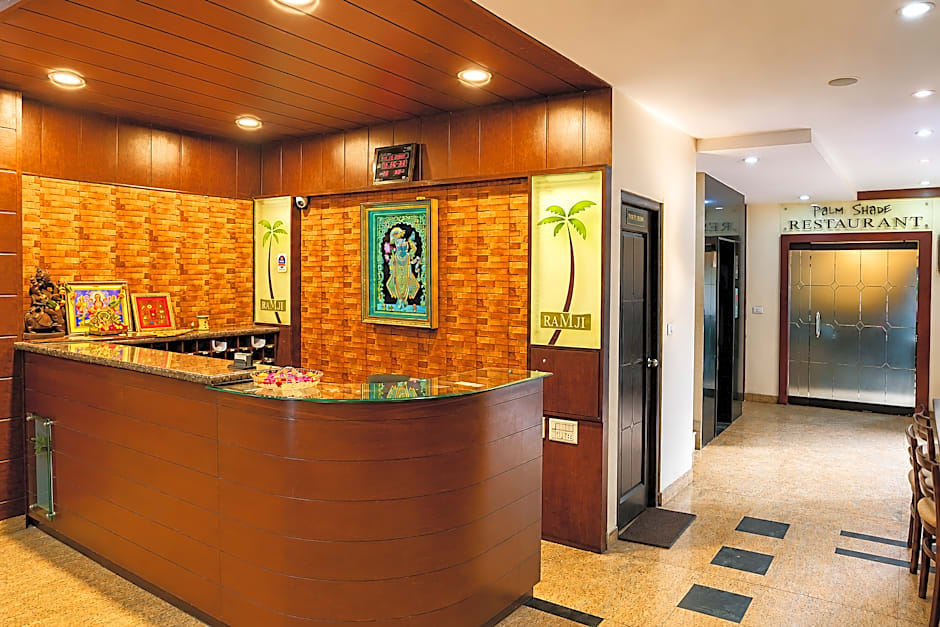 Royal Palm - Hotel Near Udaipur Railway Station