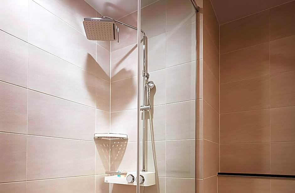 Osong H Hotel Sejong City