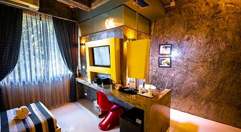 The B Ranong Trend Hotel