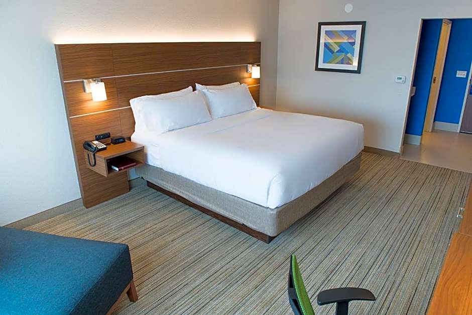 Holiday Inn Express Hotel & Suites Goshen By IHG