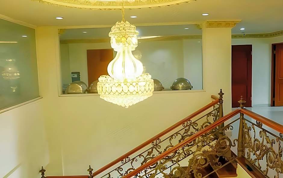 Hersya Front One Inn Surabaya