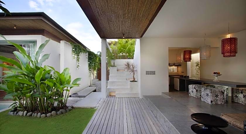 Kiss Bali Villas Seminyak