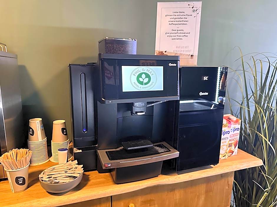 Hannover - PHIL & MAX Hotels und Apartments Messe