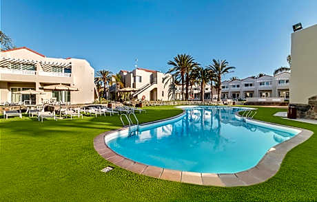 Hotel LIVVO Koala Garden