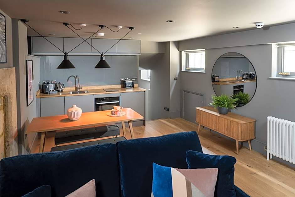 Hiding Space - Trim Street Apartments