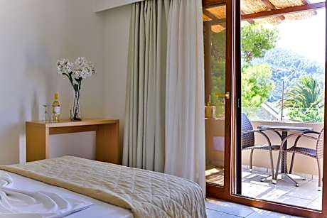 Studio with Sea View