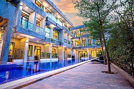 Rainforest Hotel by NSUN