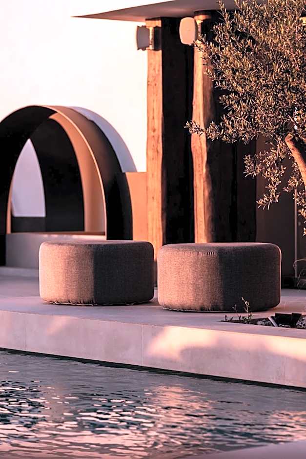 Rocabella Santorini Hotel & Spa