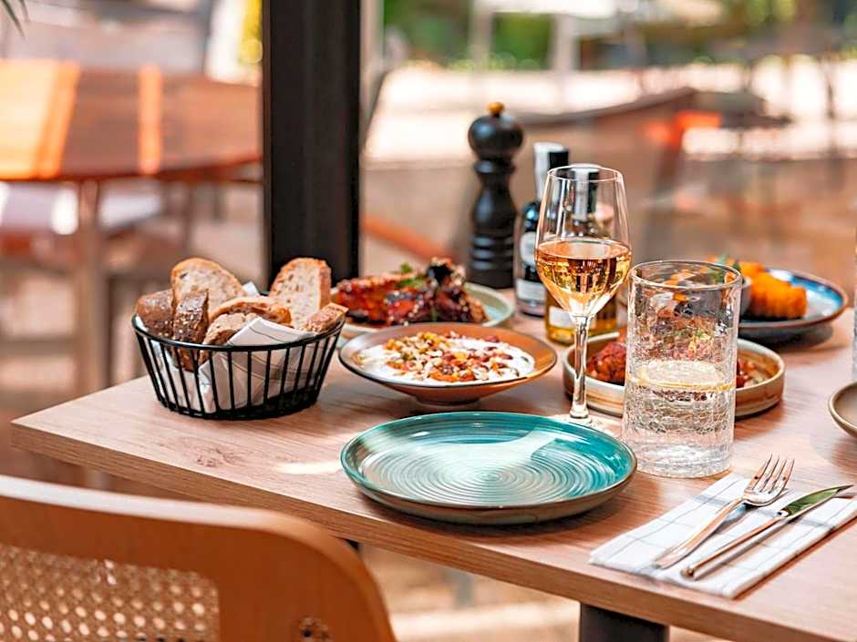 Novotel Aix-en-Provence Pont de L'Arc