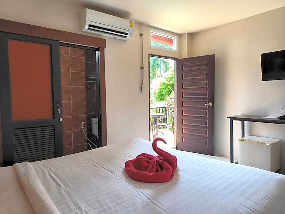 The Morning mini house aonang - 15-45 years old only