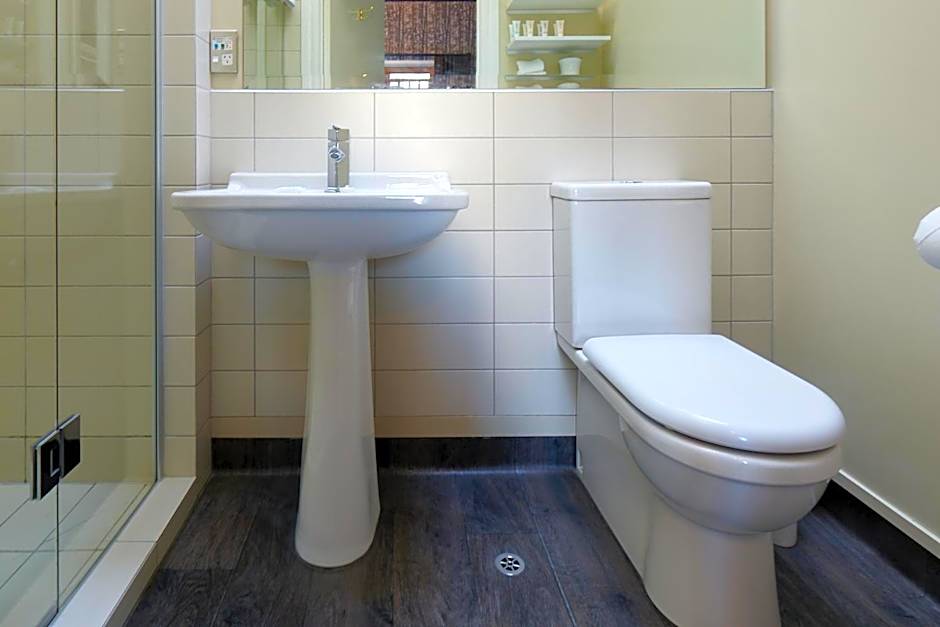 The Dairy Hotel Queenstown, A Naumi Chapter