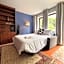 Maison Des Jardins B & B