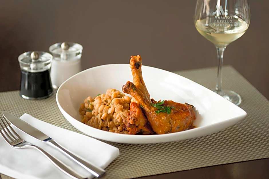 Buffalo Marriott at LECOM HARBORCENTER