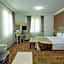 Atropat Old City Hotel