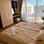 Red Iguana Hotel