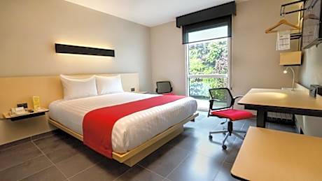 ONE QUEEN BED