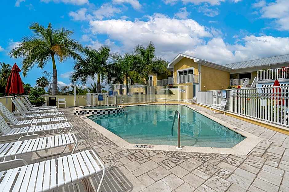 Harbour House at the Inn 208