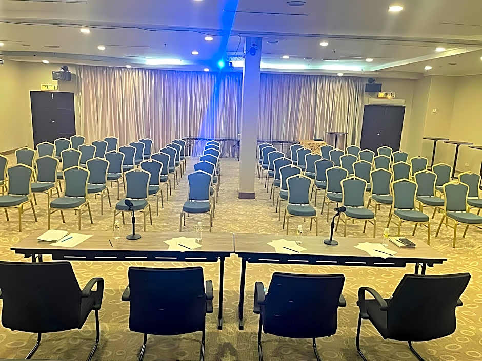 Putra Brasmana Hotel
