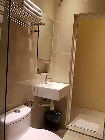 Economy Double Room ( Without Window)