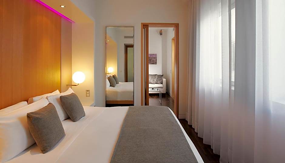 ME Madrid Reina Victoria