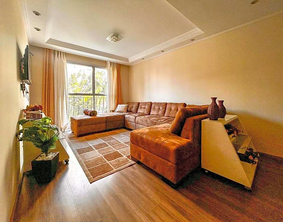 Apto espacoso c WiFi prox a Marginal Pinheiros SP