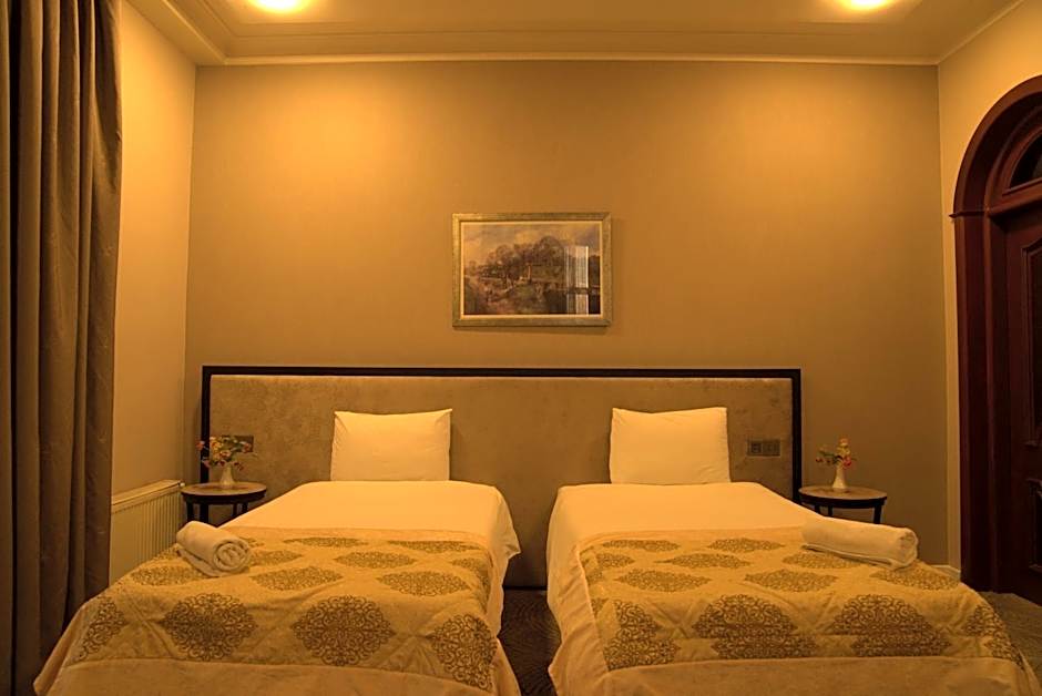 Premier Hotel