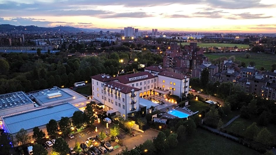 Savoia Hotel Regency