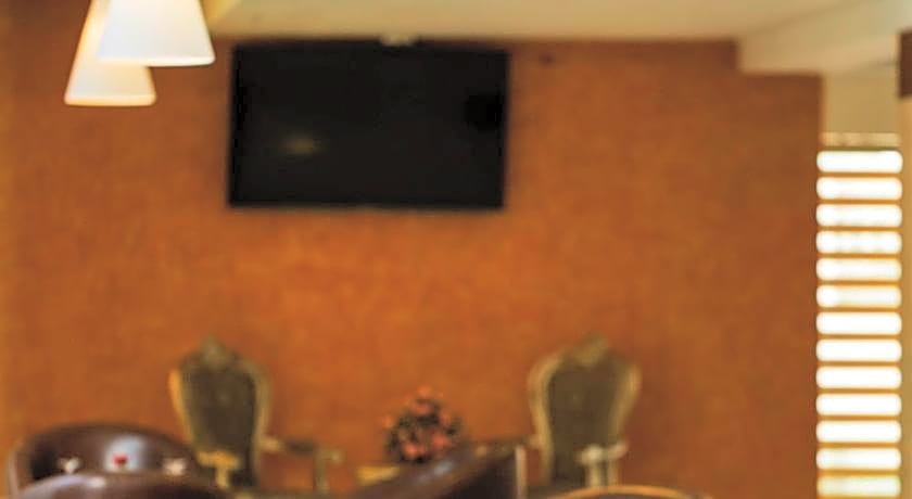 Hill Palace Hotel & Spa