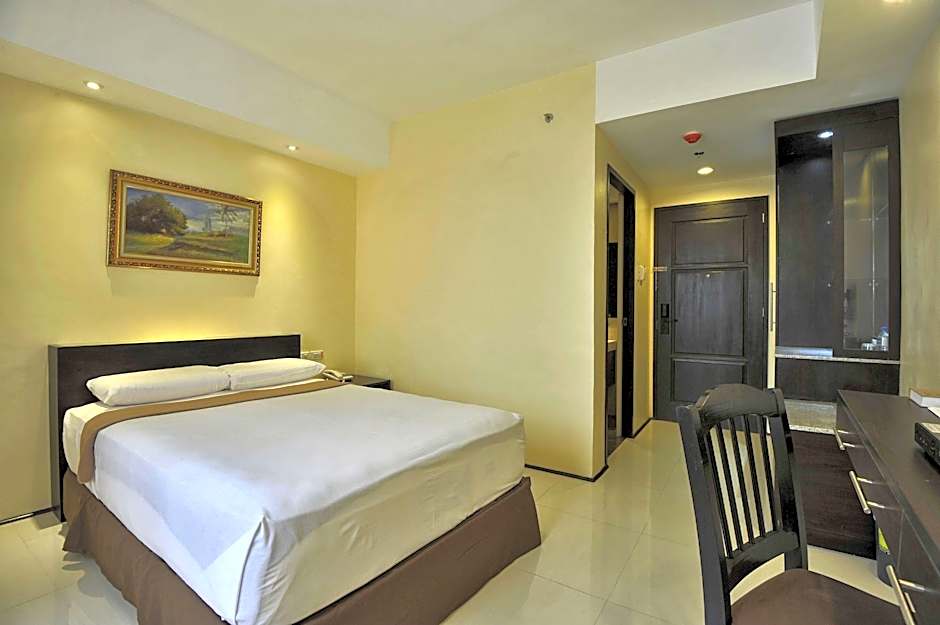 M Citi Suites