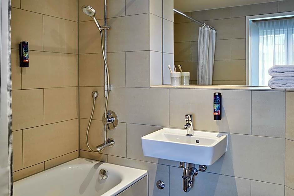 Holiday Inn - the niu, Fusion Hamburg St. Georg By IHG