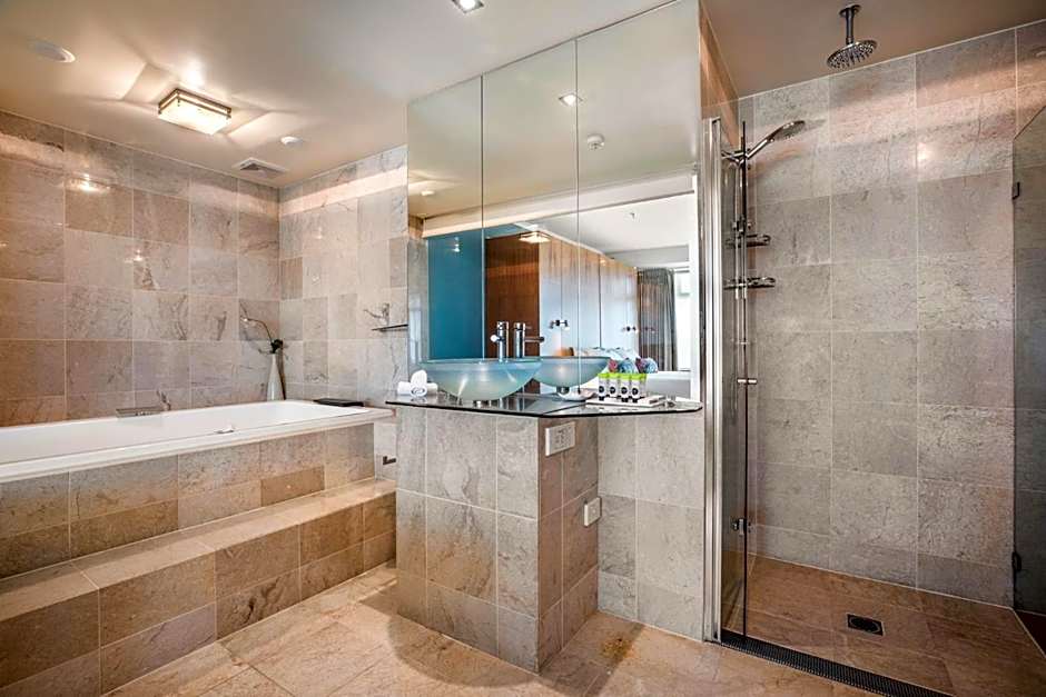 Gateway Hotel by Nightcap Plus