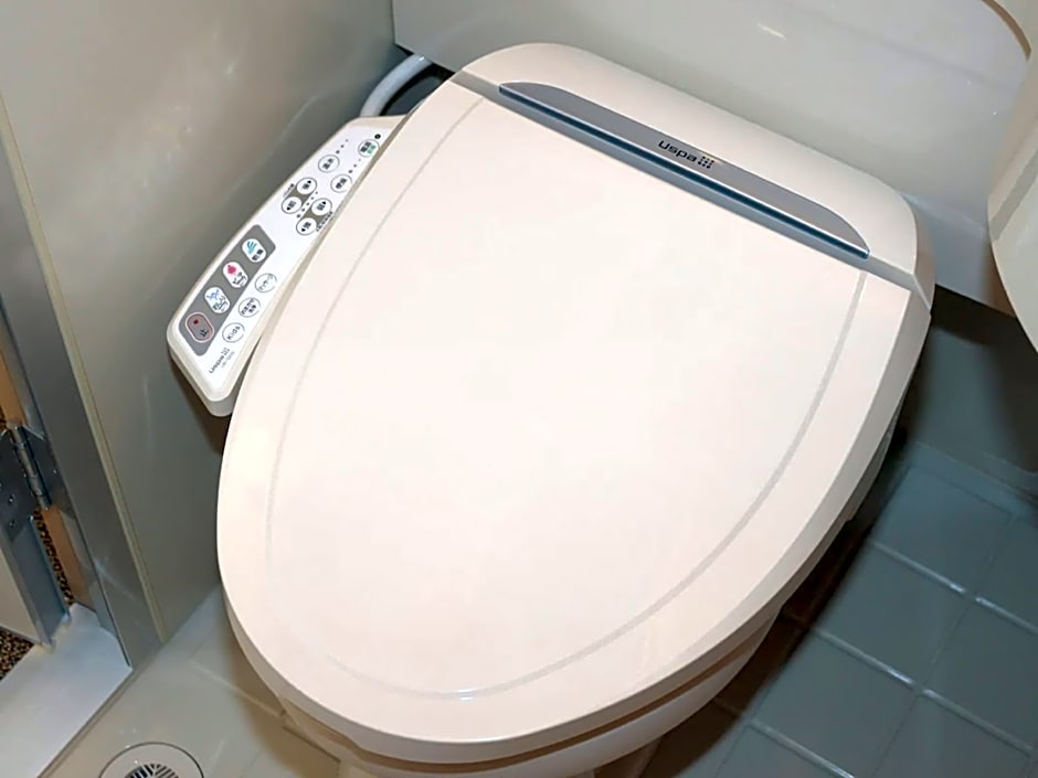 Toyoko Inn JR Kawaguchi-eki Nishi-guchi