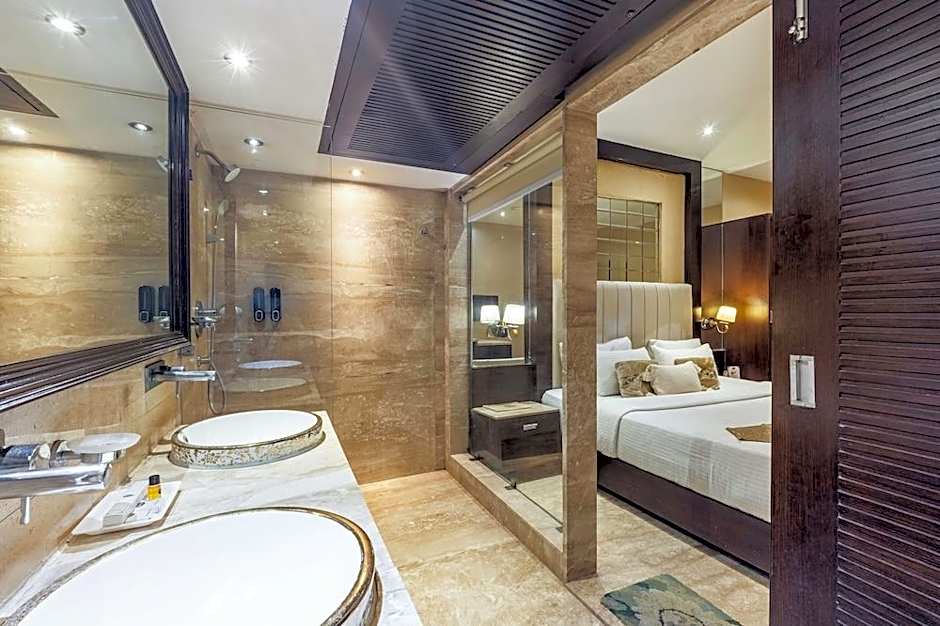Hotel Emperor Palms