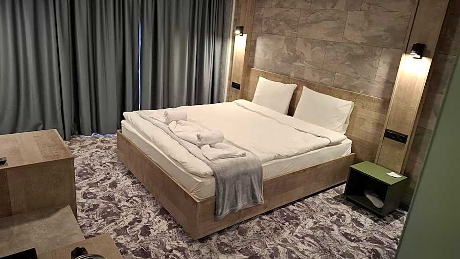 RCR Einstein studios 2