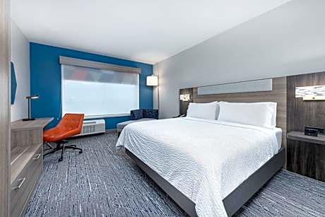 Standard King Room with Mobility Accessible Roll-In Shower