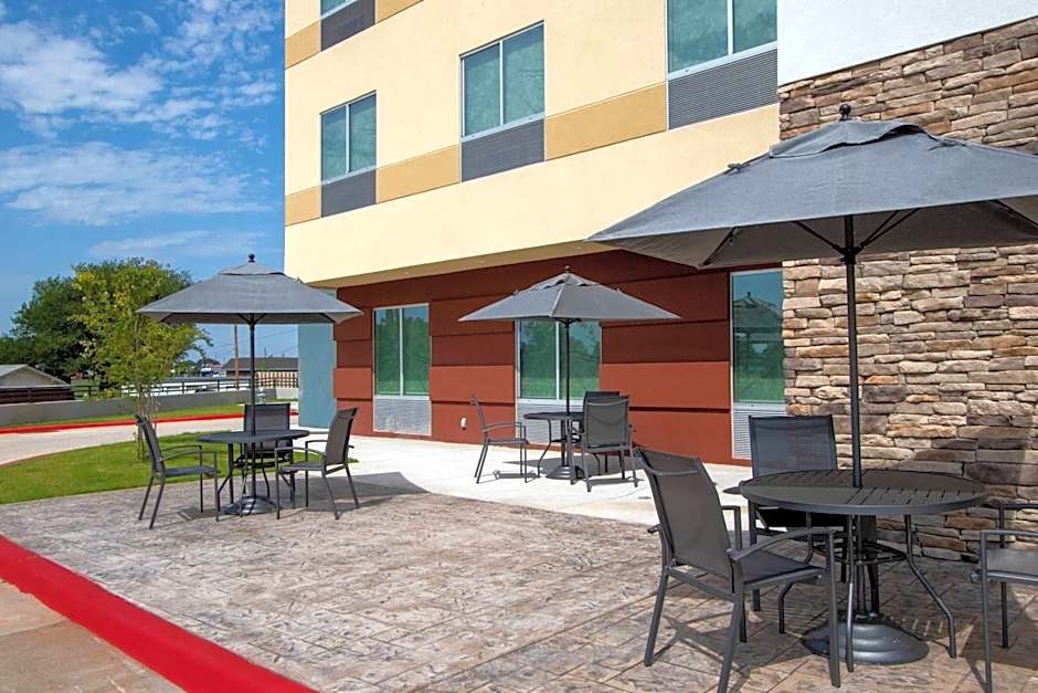 Fairfield Inn and Suites by Marriott Duncan