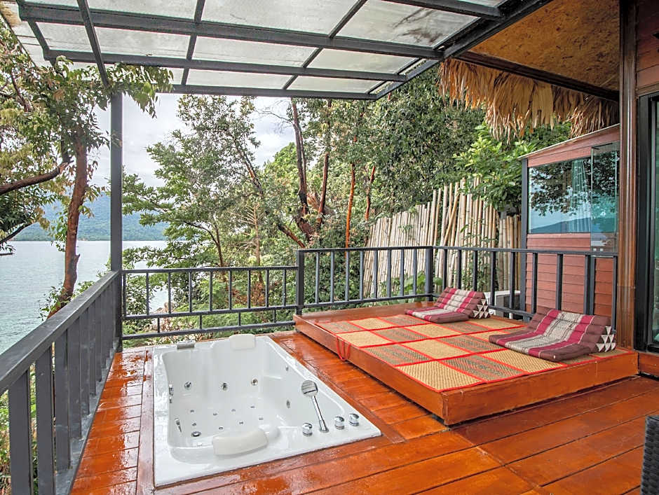 Casa De Lipe Pool Villa