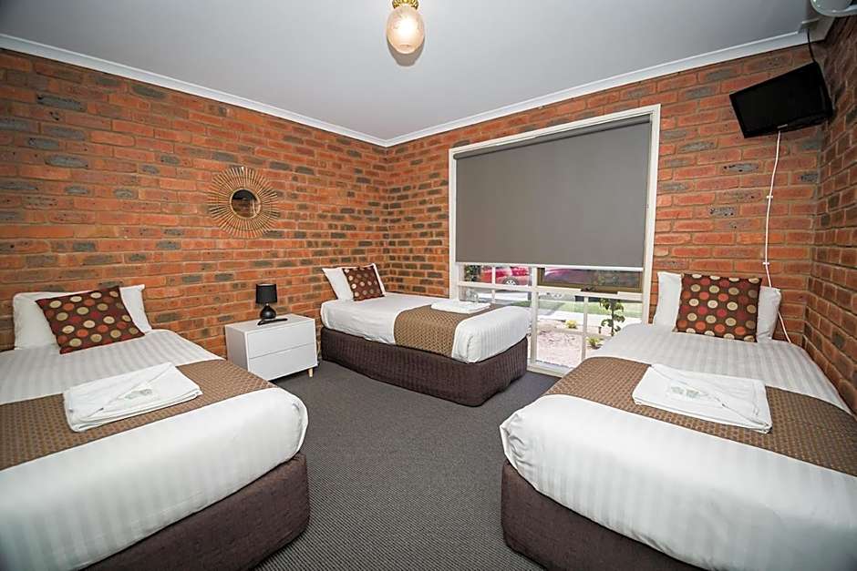 Australian Settlers Motor Inn