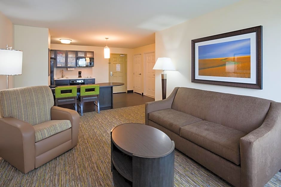 Candlewood Suites Dickinson