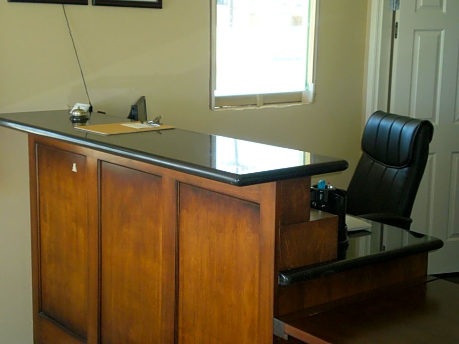 Executive Inn Mojave