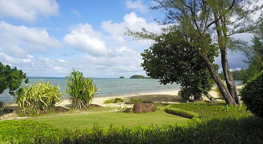 Pantai Indah Lagoi Bintan