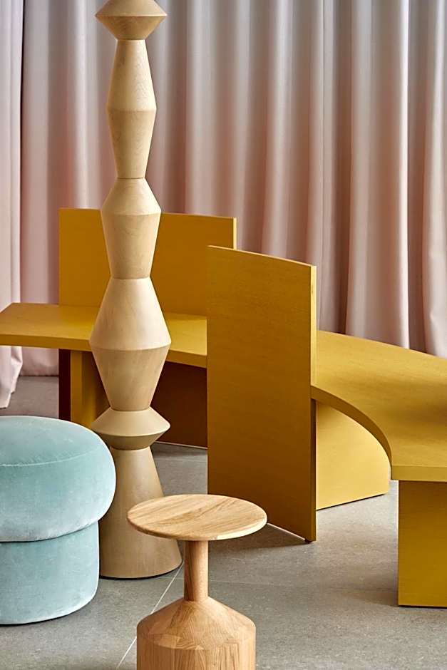 Locke at East Side Gallery