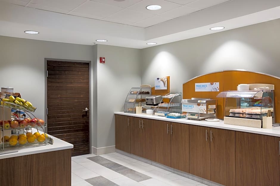 Holiday Inn Express Hastings By IHG