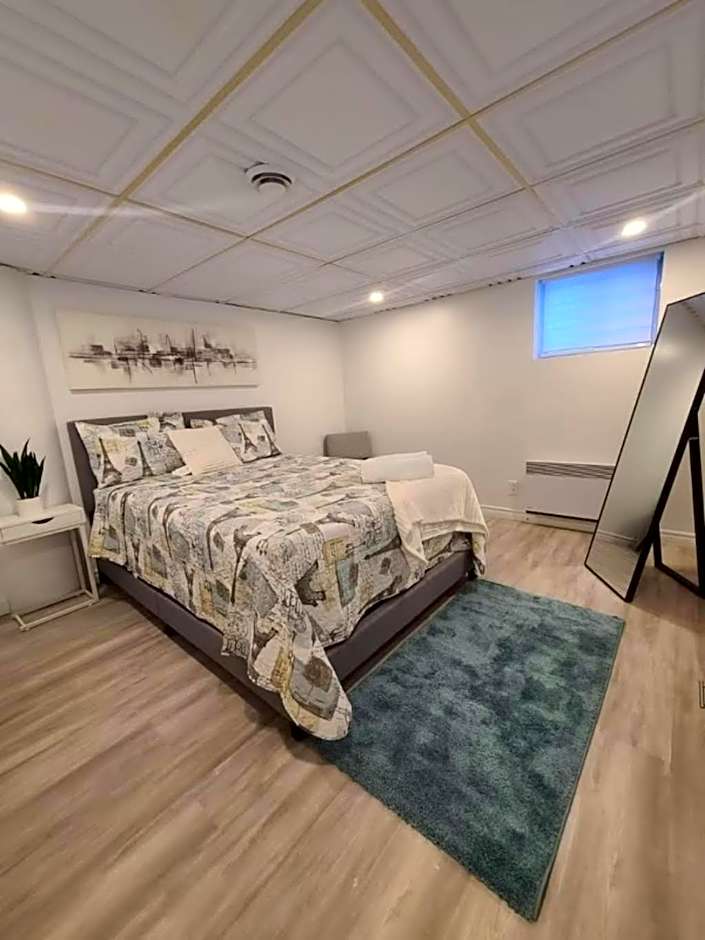 Spacious 3BR Retreat in Vibrant Montreal, Parks, Dining & Culture