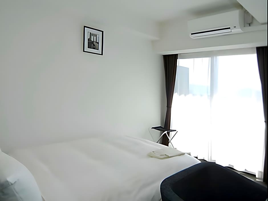 Omura Station Hotel