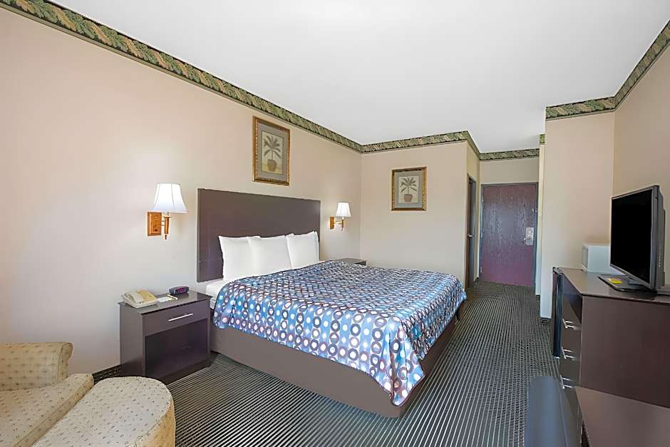Days Inn by Wyndham Sullivan
